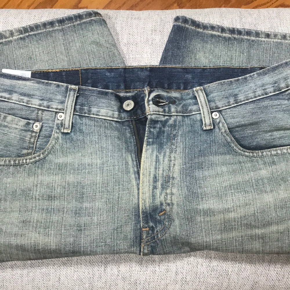 LEVI’S Men 569 Loose Shorts 32 W